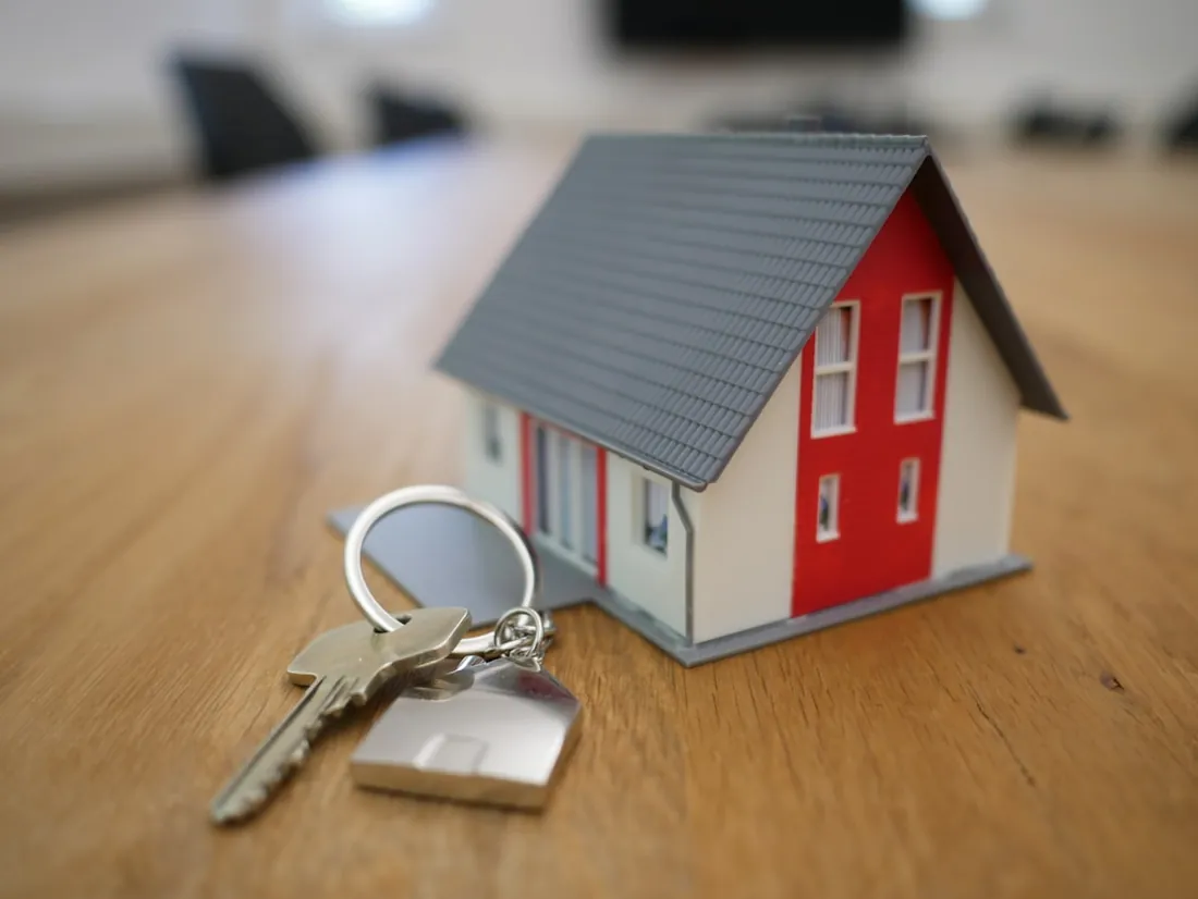 Oficina inmobiliaria con atención personalizada